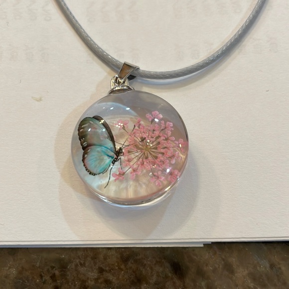 Butterfly pendant necklace with light blue necklace - Picture 2 of 5